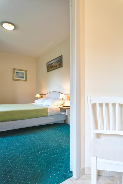 Villa Tracy Guest House Экстерьер фото
